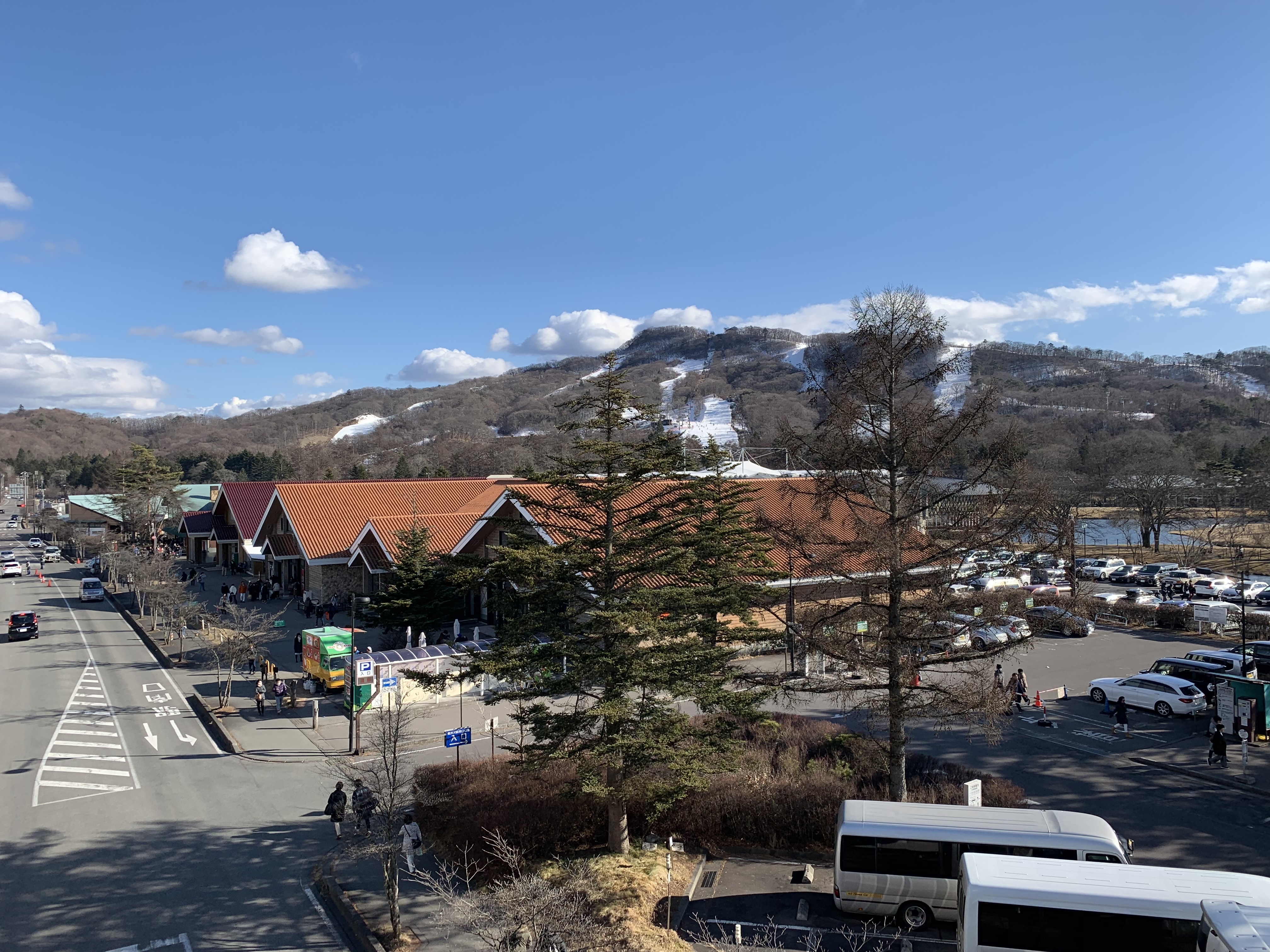 軽井沢プリンススキー場はお隣です